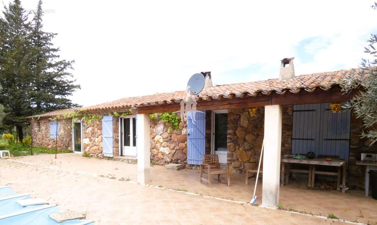 Maison à FIGANIERES