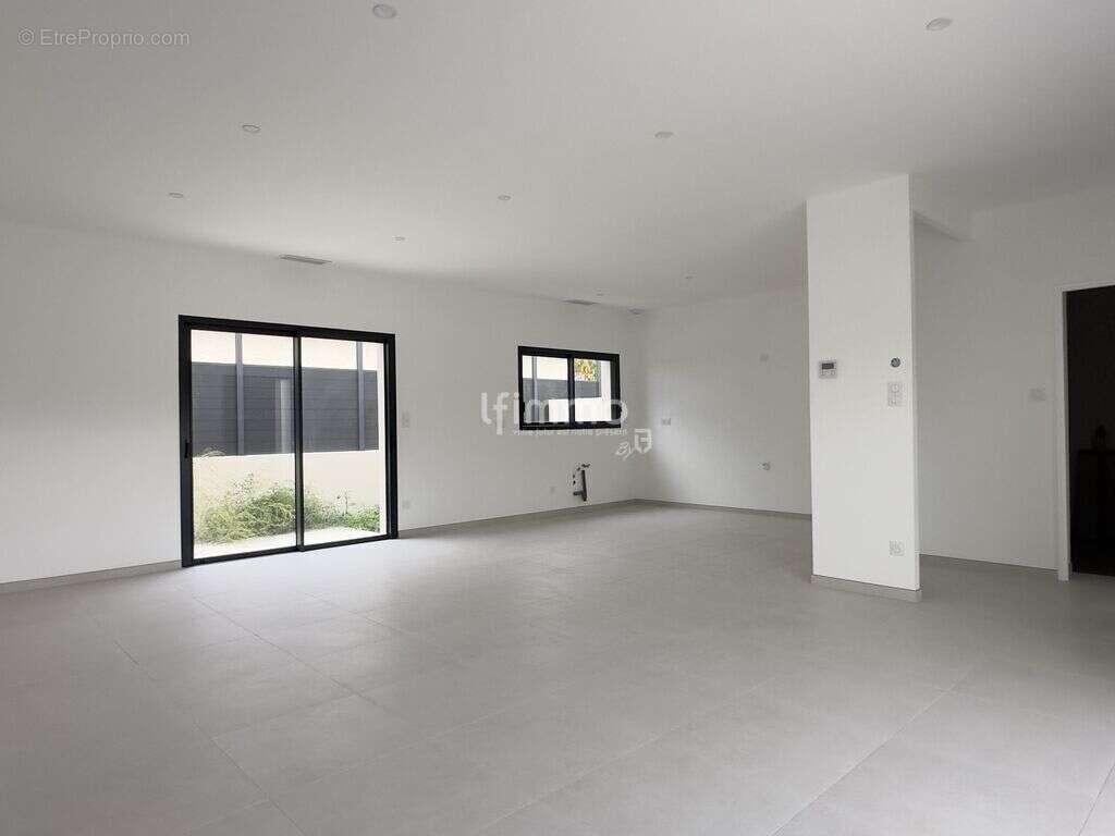 Maison à VILLEDAIGNE