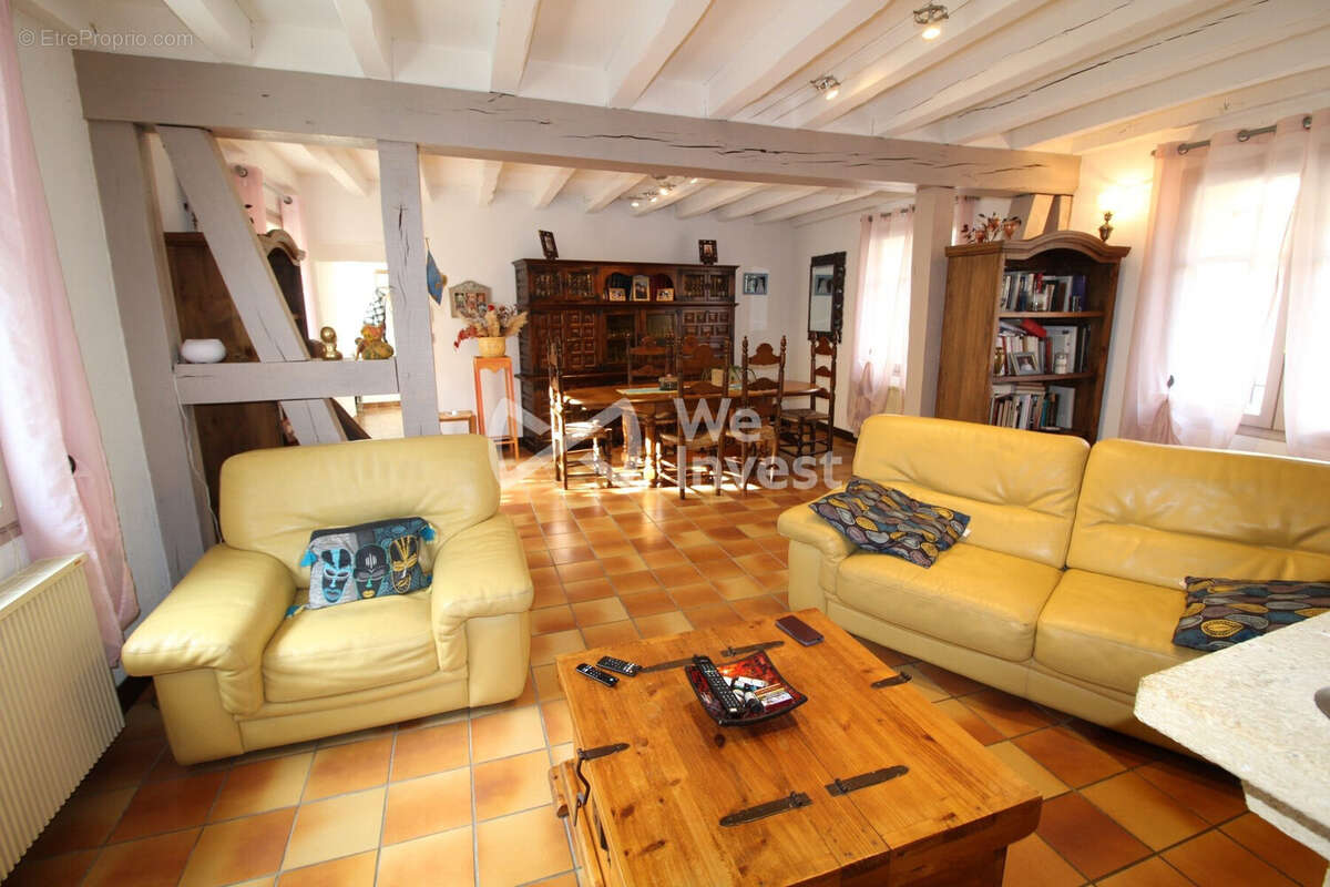 Maison à FAREMOUTIERS