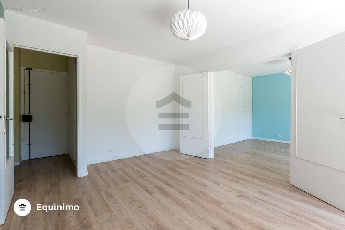 Appartement à MONTROUGE