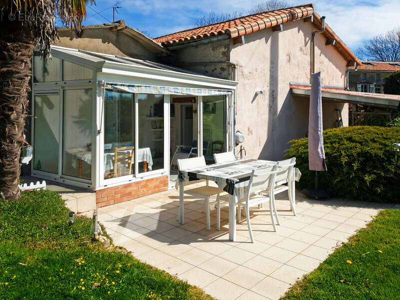 Maison à SAINT-PARDOUX