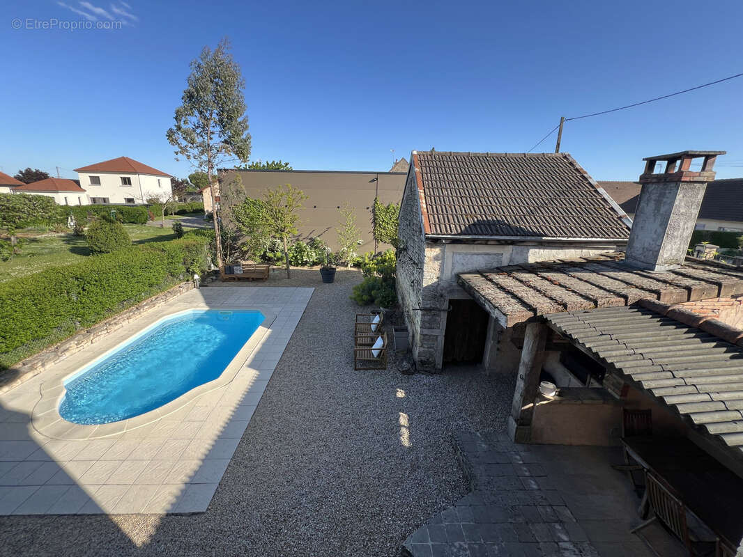 Maison à LADOIX-SERRIGNY