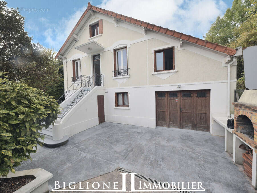 Maison à CHELLES