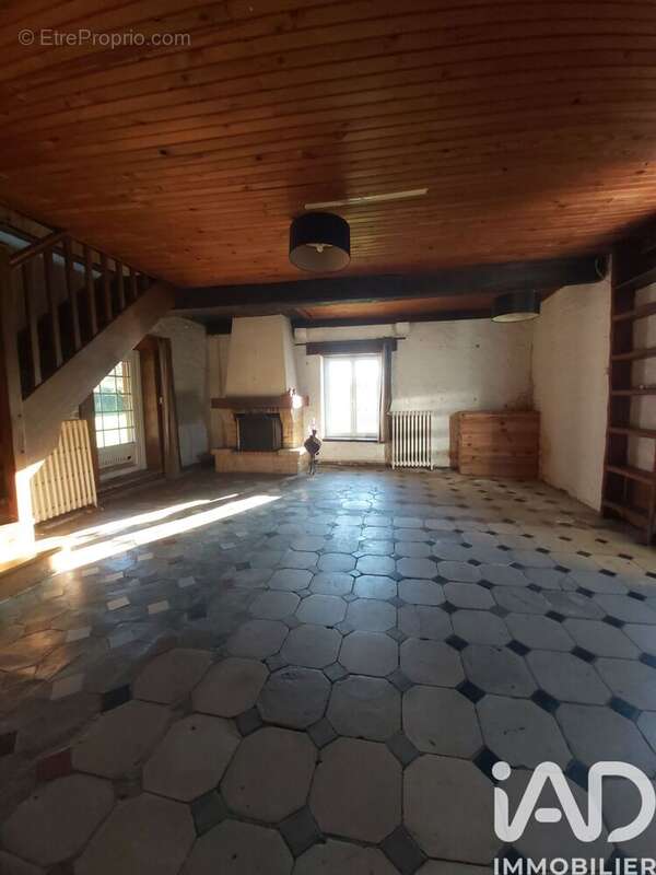 Maison 154 m² à Griselles  - photo 3