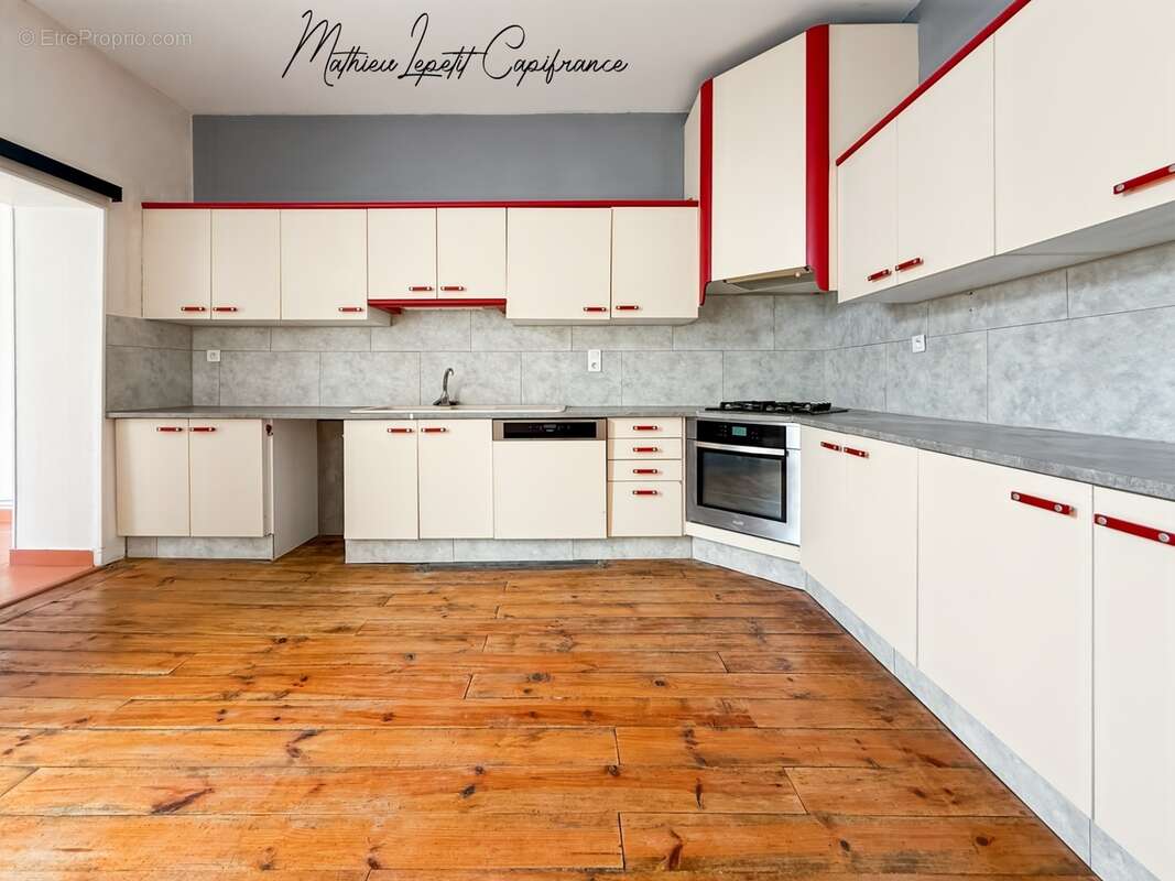  À VENDRE – Maison familiale de 159 m² avec 5 chambres et dépendance – PÉRIGUEUX (Quartier Hôpital) - photo 7