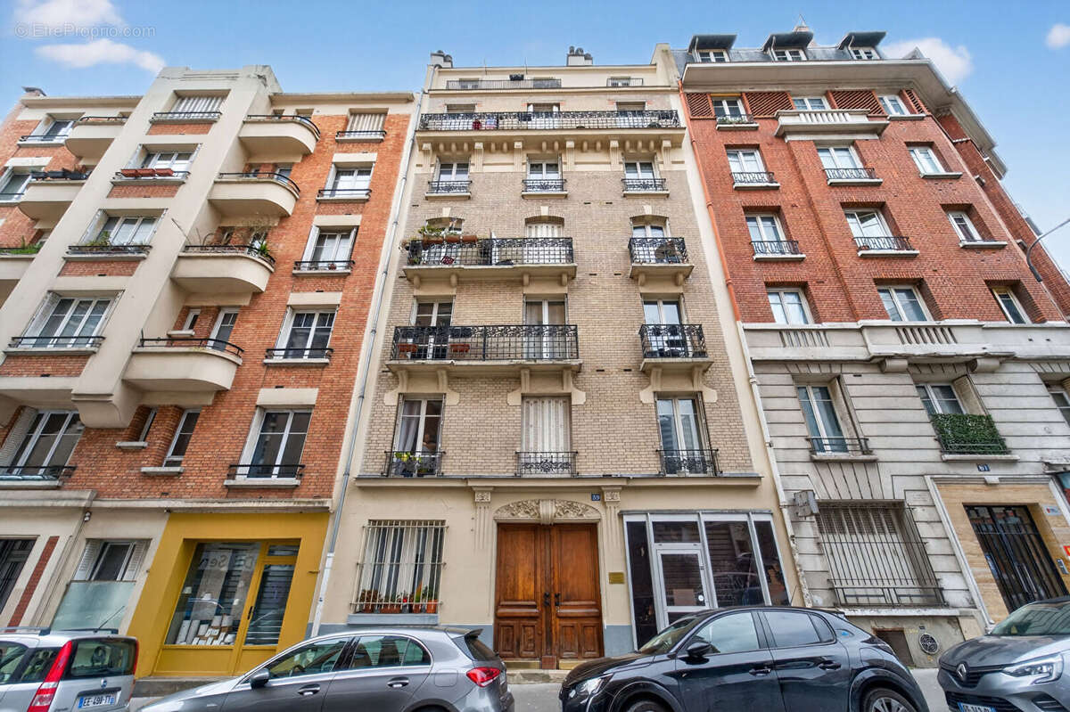 Appartement à PARIS-20E