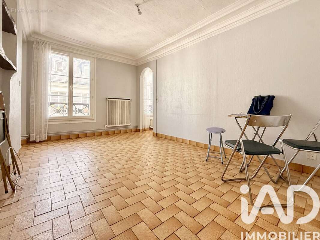 Photo 2 - Appartement à PARIS-3E