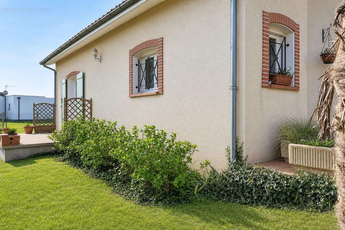 Maison à CASTELSARRASIN