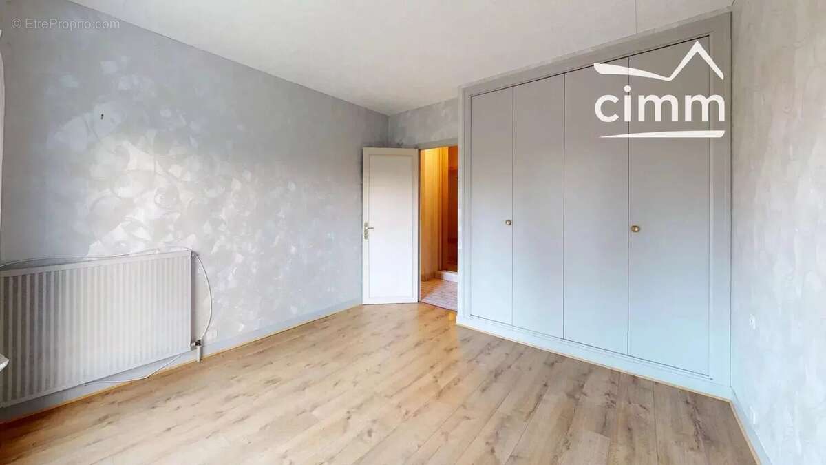 Maison à SAINT-CYR-EN-VAL