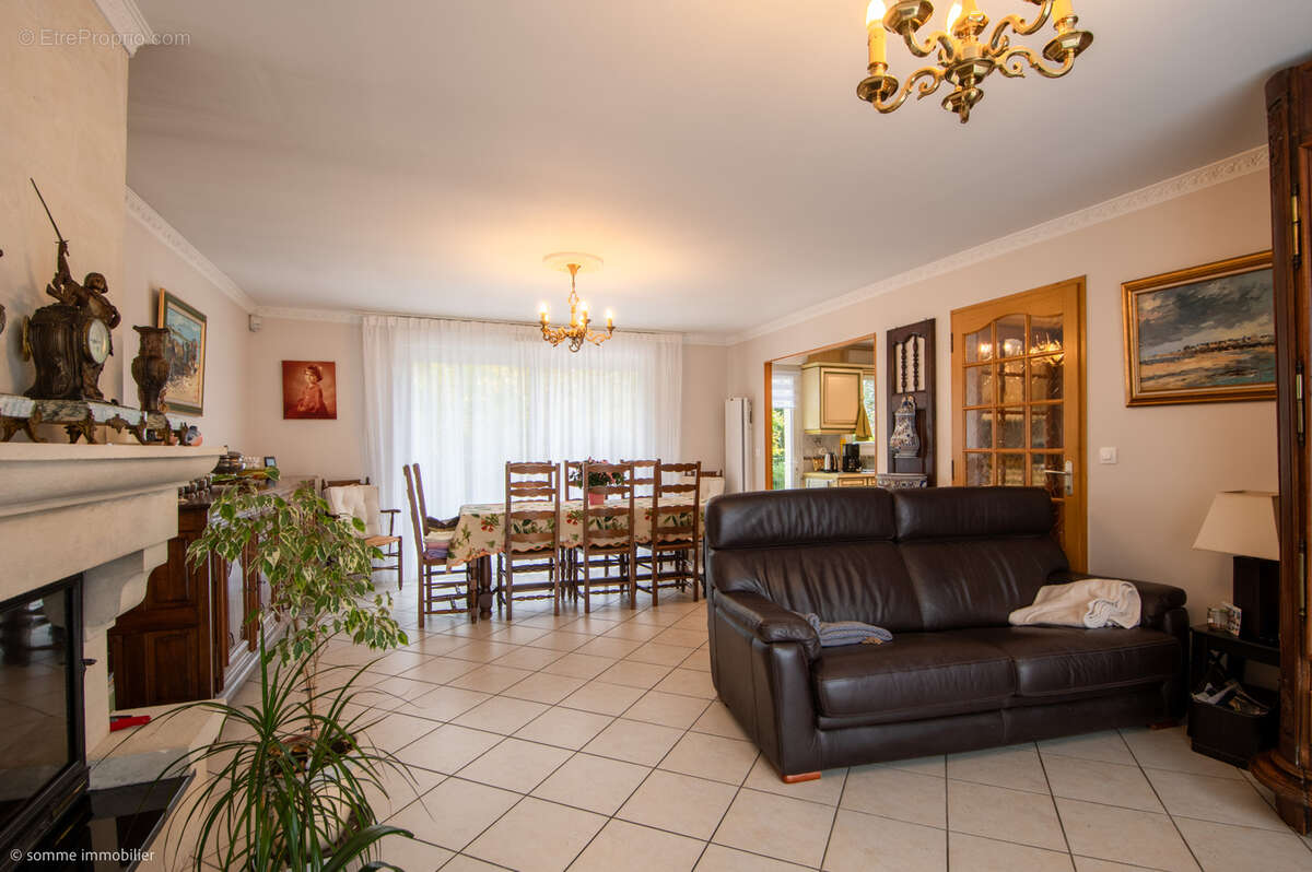 Maison à AILLY-SUR-SOMME