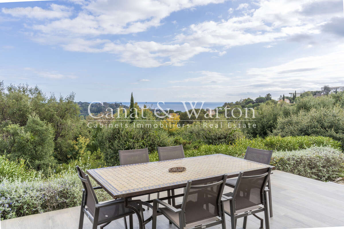 La croix valmer: villa rénovée avec piscine & vue mer - photo 7