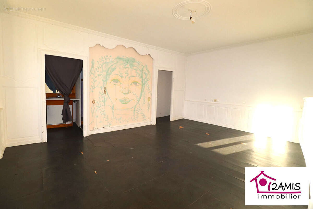 Maison à HOUDREVILLE