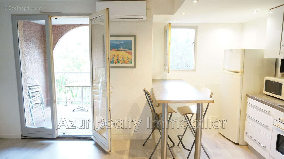 Appartement à FREJUS