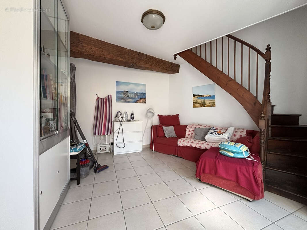 Maison à TONNAY-CHARENTE