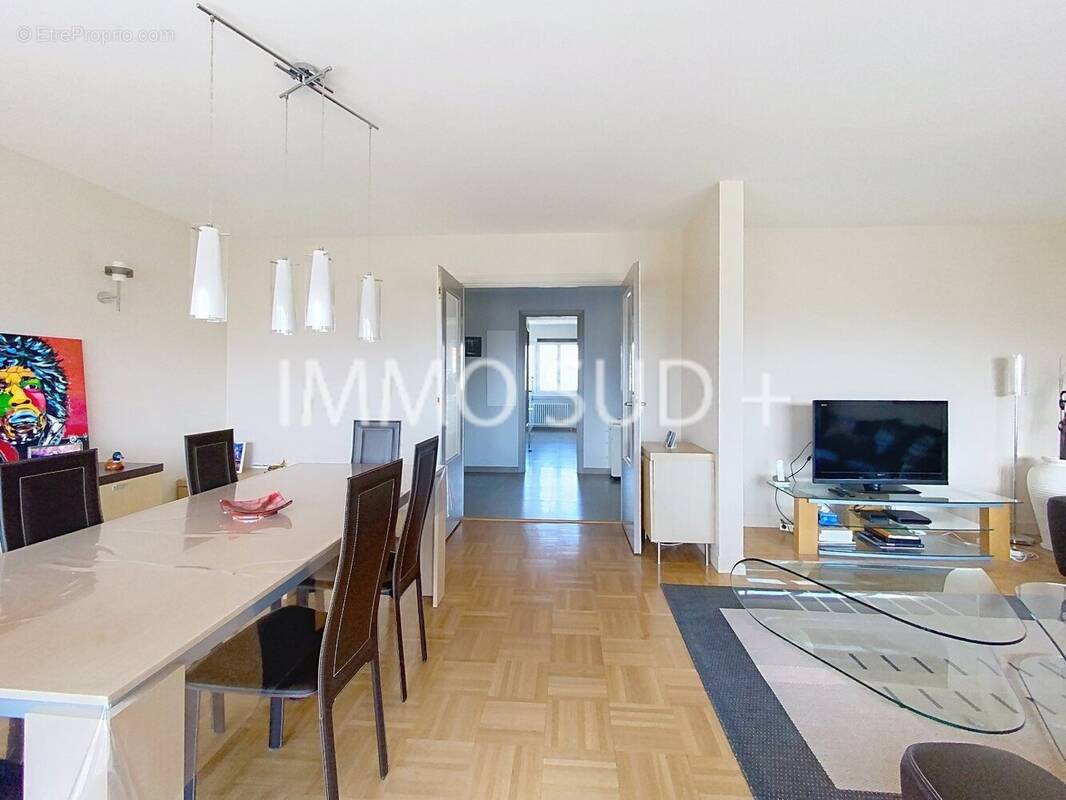 Appartement à ECHIROLLES