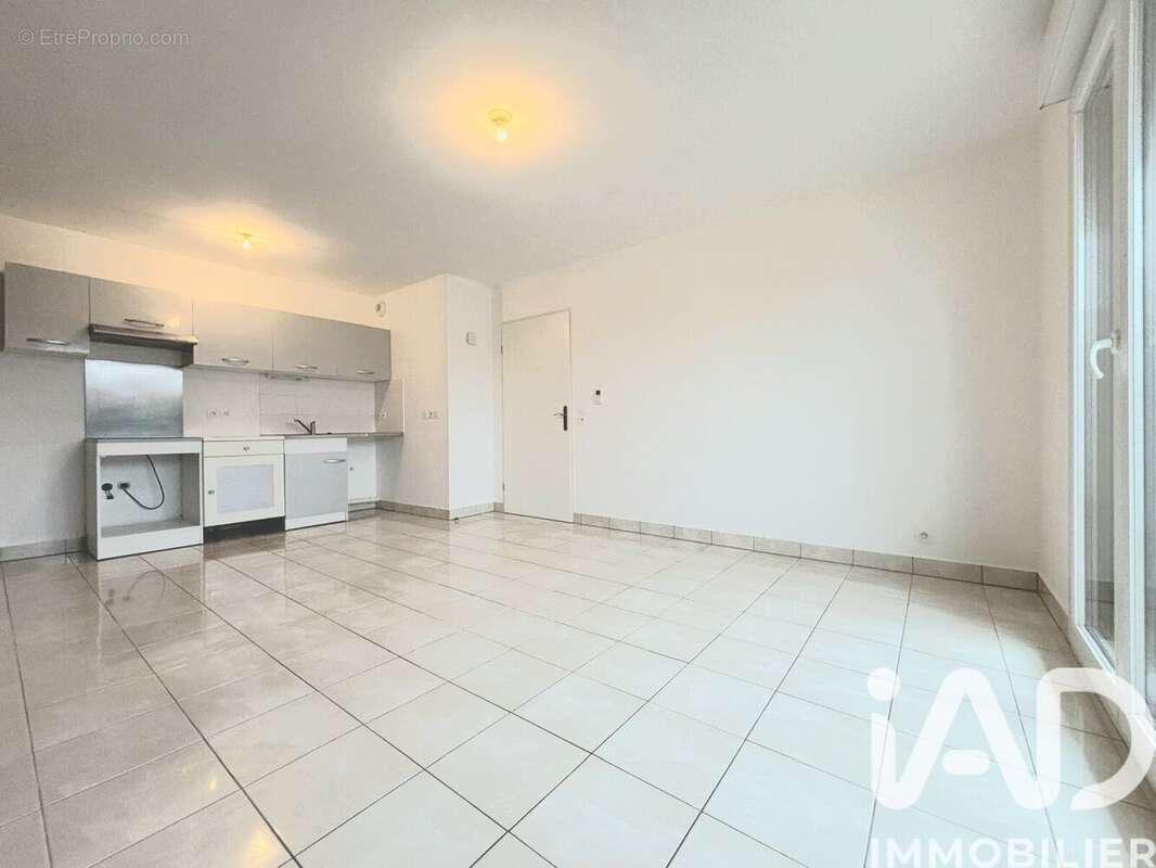 Appartement 42 m² à Ferrieres-En-Brie  - photo 4