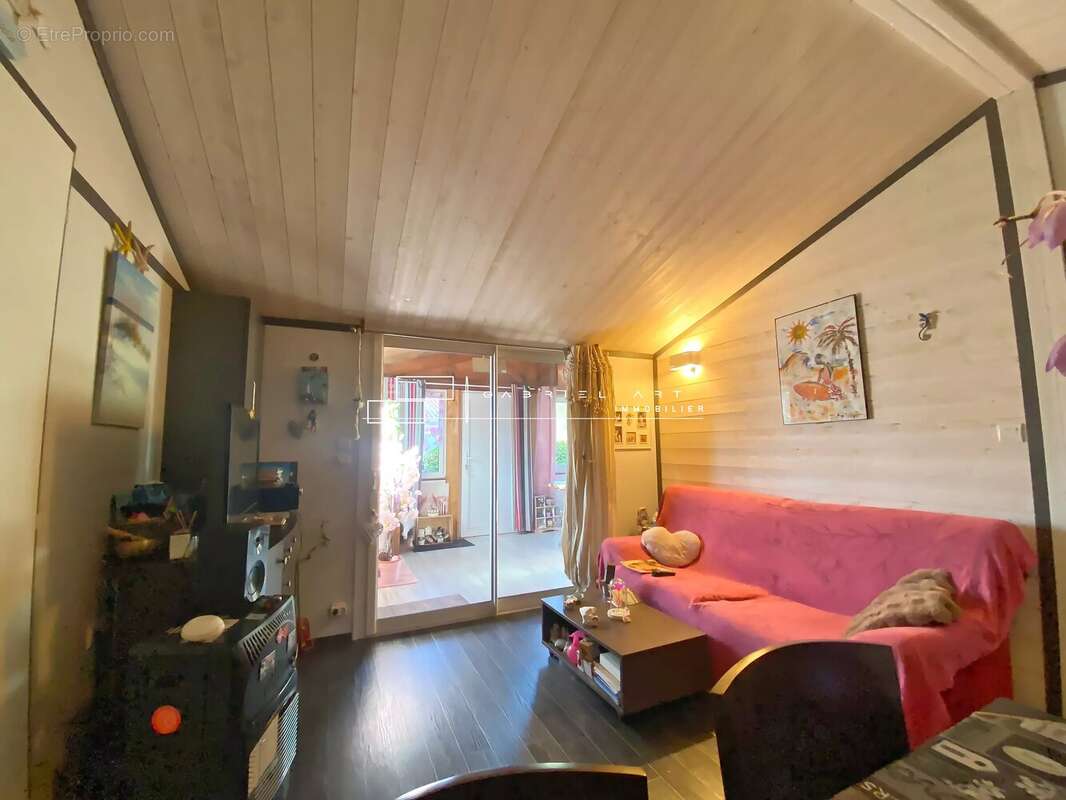 Maison à SAUBION