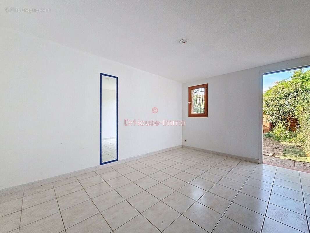Appartement à SAINTE-MARIE