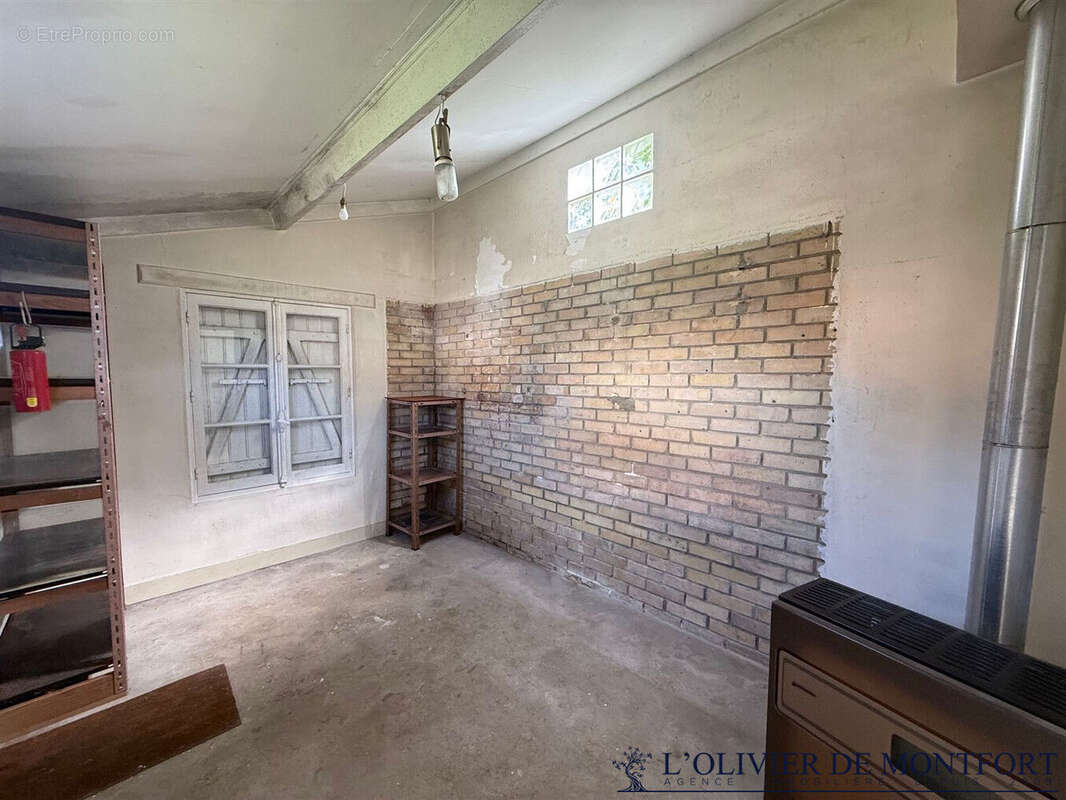 Dépendance à rénover de 2 pièce(s) 23 m² - photo 10