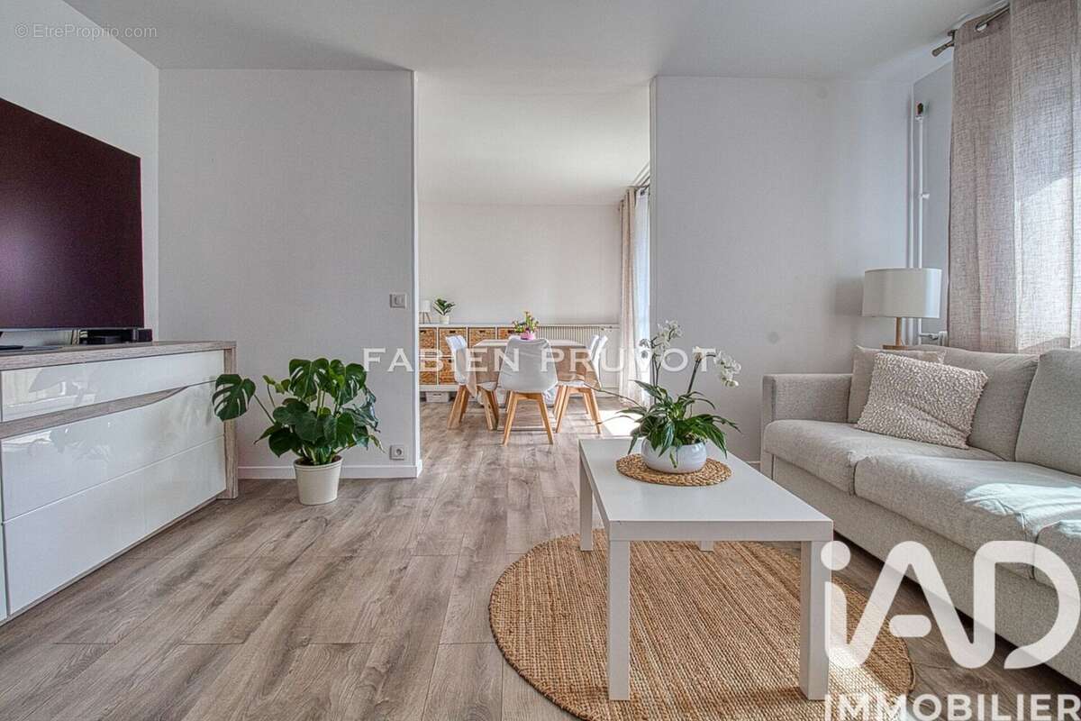 Photo 2 - Appartement à MONTIGNY-LES-CORMEILLES