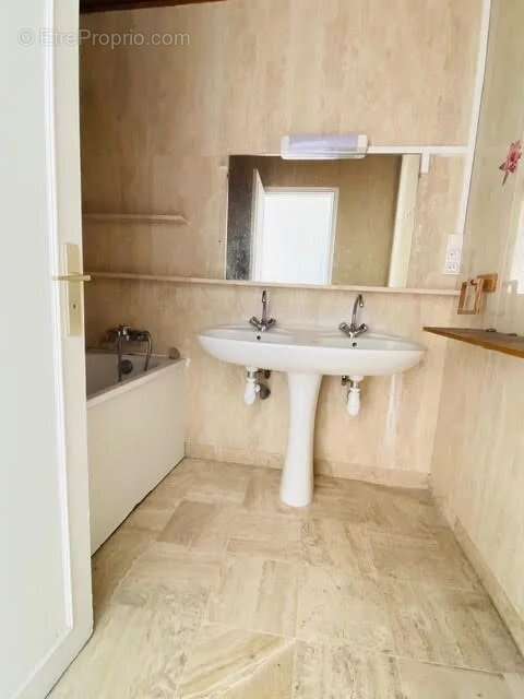 Appartement à MARSEILLE-9E