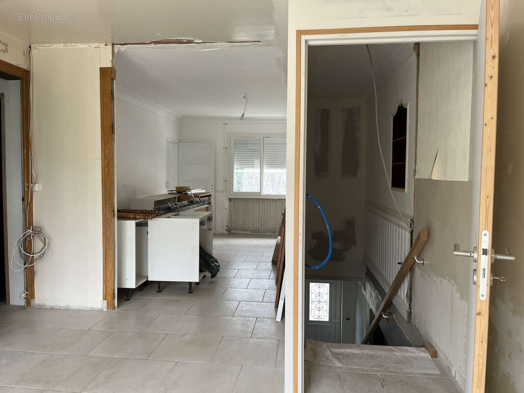 Maison à BESSE-SUR-BRAYE