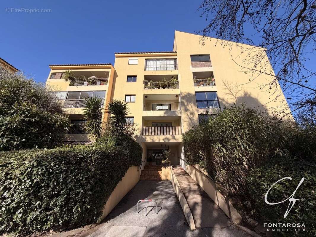 Appartement à FREJUS