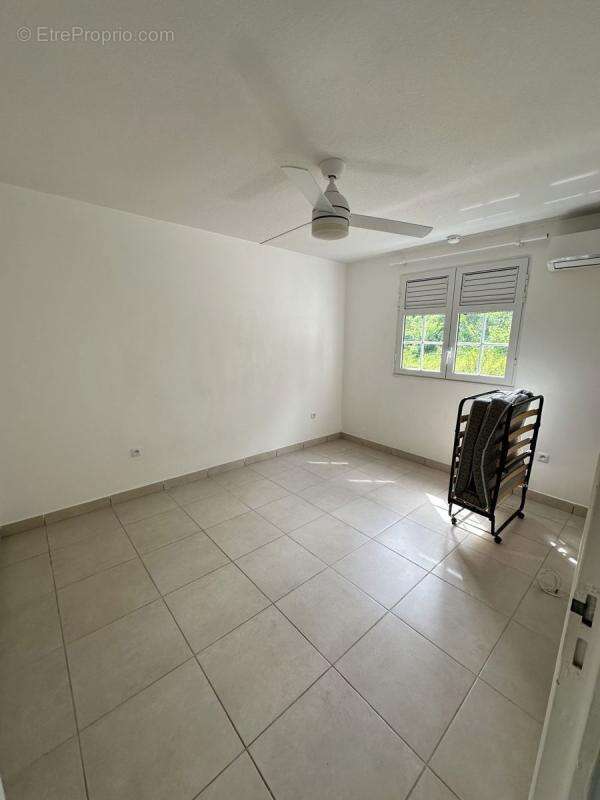 Appartement à LE ROBERT