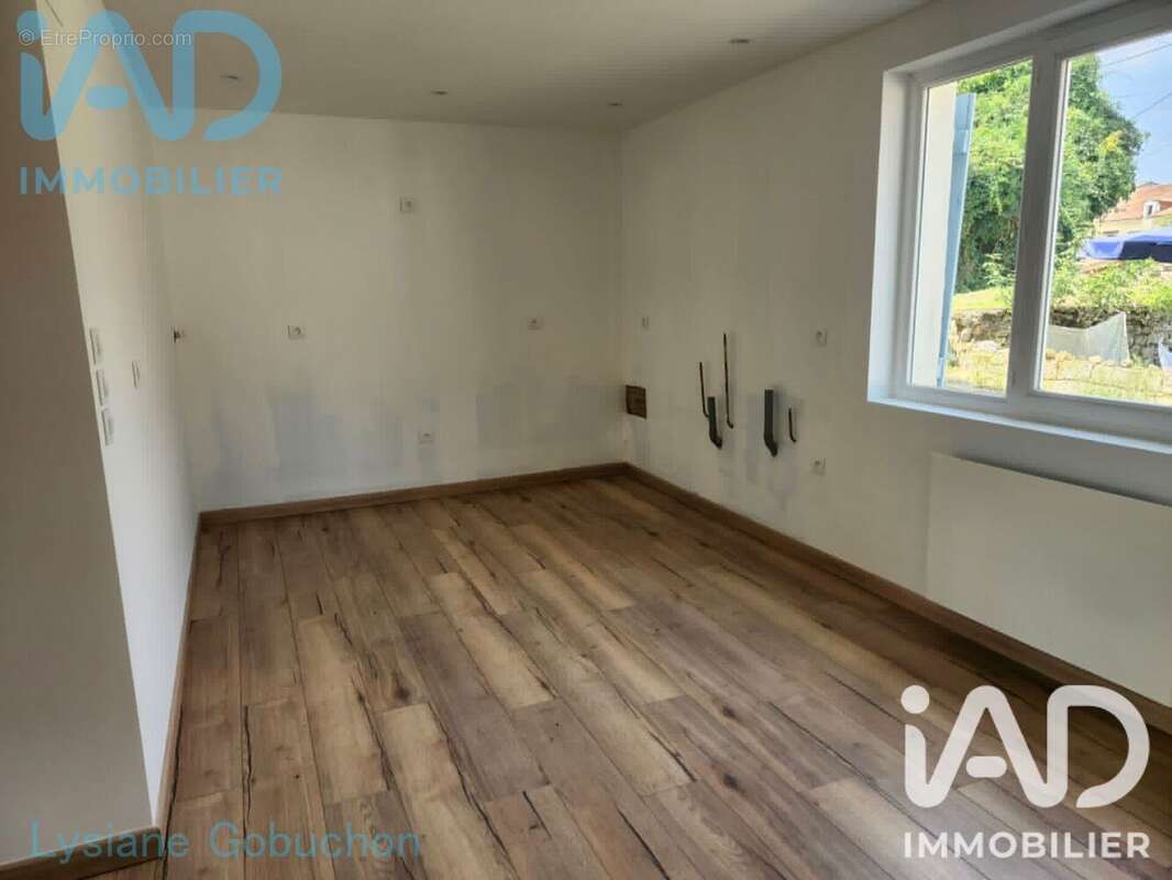 Maison 110 m² à Mareuil  - photo 9