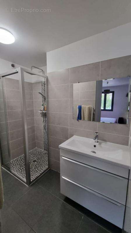 Maison à CUGES-LES-PINS