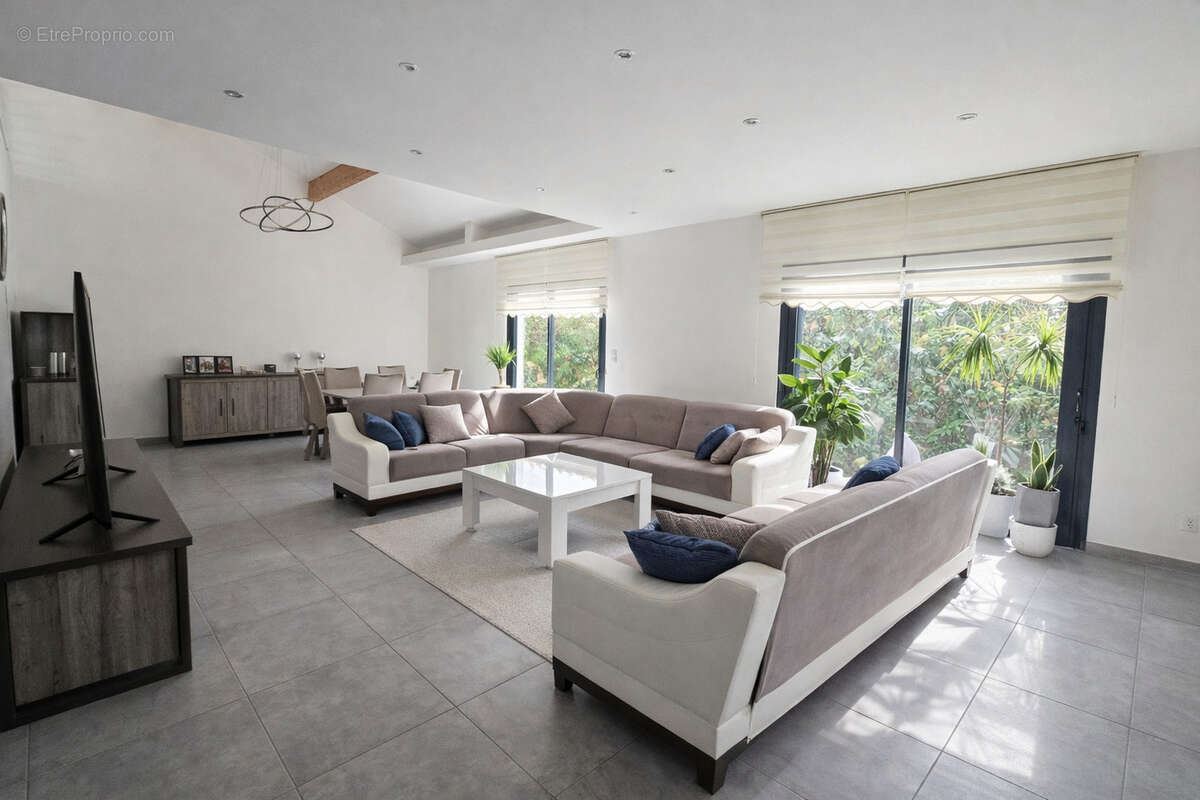 Maison familiale contemporaine avec  de beaux volumes - photo 6