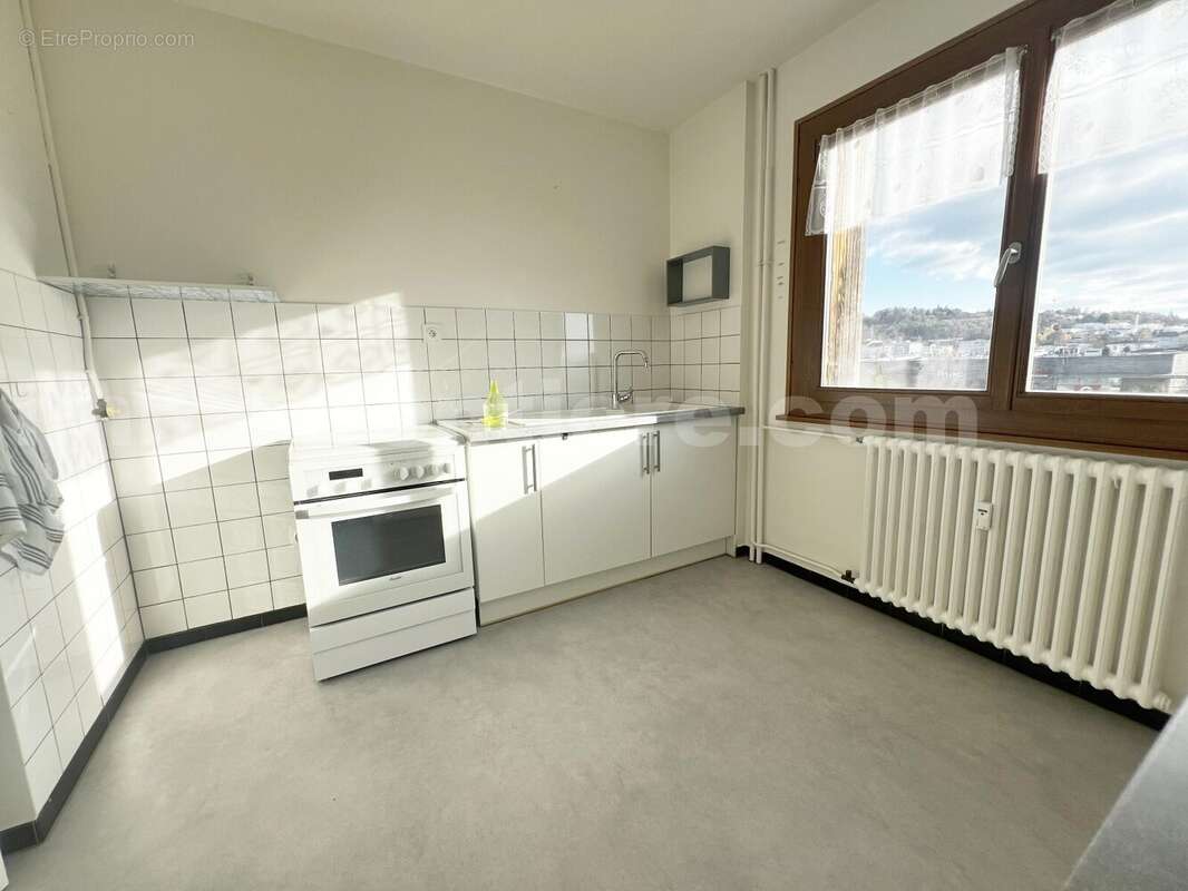 Appartement T2 à Annemasse - Appartement à VILLE-LA-GRAND