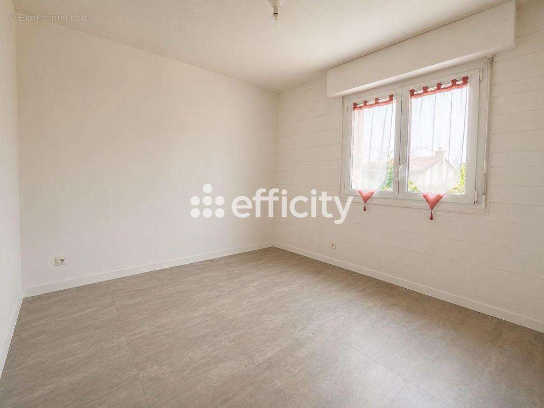 Maison 131 m² à Lorient  - photo 6