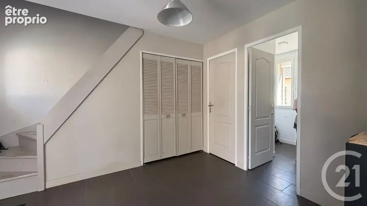 Maison 106 m² à Marchezais  - photo 4
