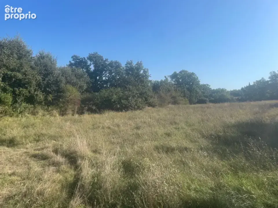 Photo Terrain à Alleins au prix de 300 000€
