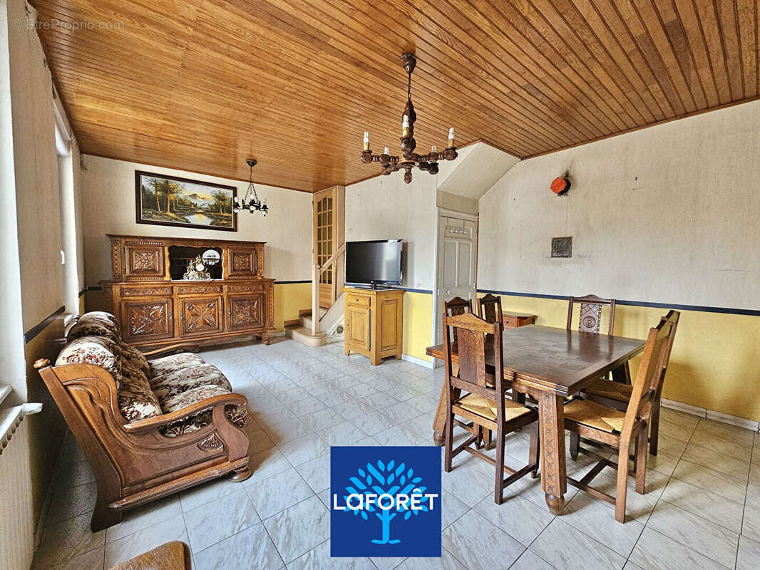 Maison à SAINT-PRIEST