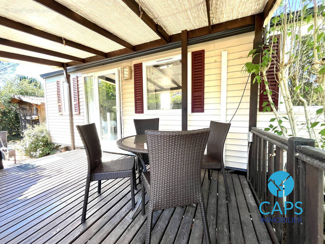 Terrasse - Maison à GRIMAUD