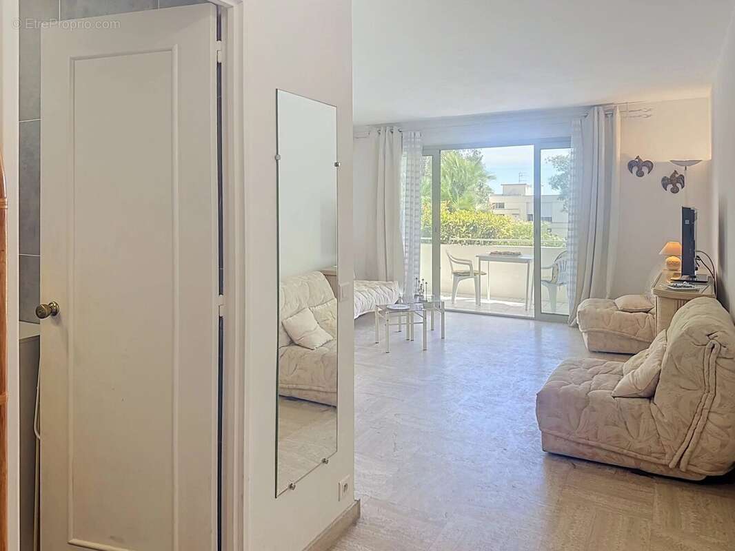 Cannes – basse californie  studio rdj avec terrasse – résidence de standing - photo 7