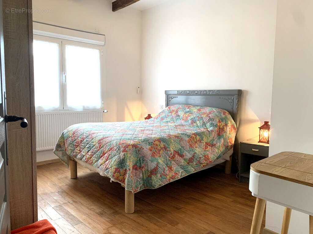 Maison à LAROQUE-DES-ARCS