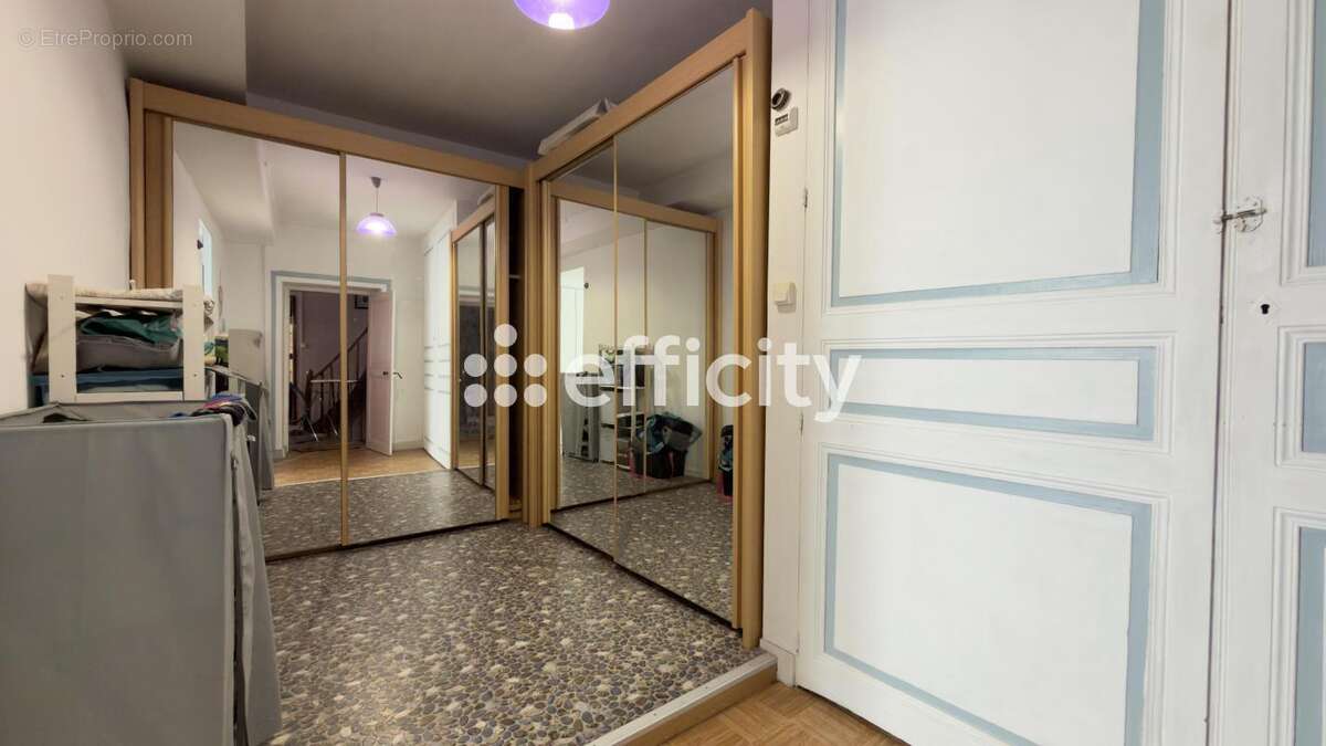 Maison à MORAS-EN-VALLOIRE