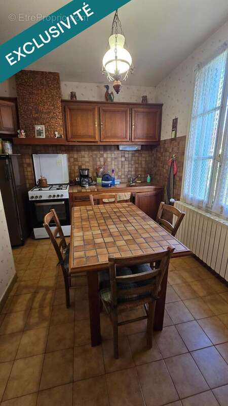 Maison 95 m² à Lussac-Les-Chateaux  - photo 9