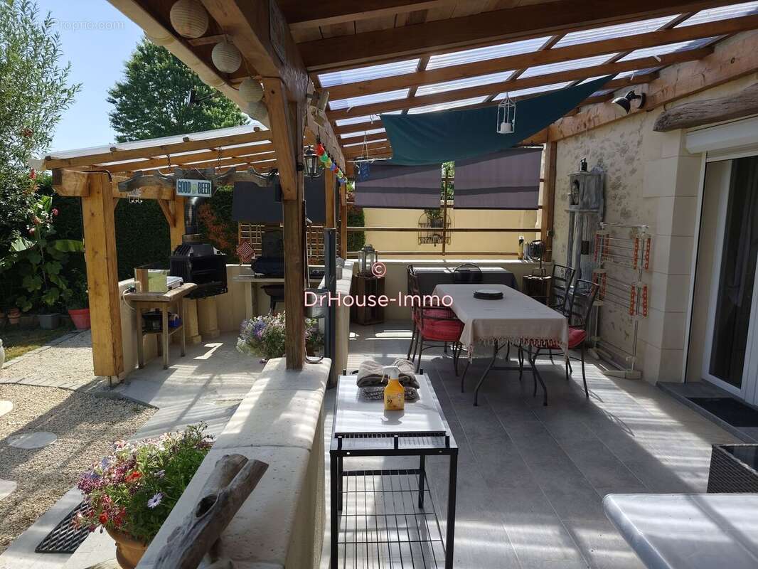 Maison 205 m² à Loupiac-De-La-Reole  - photo 11