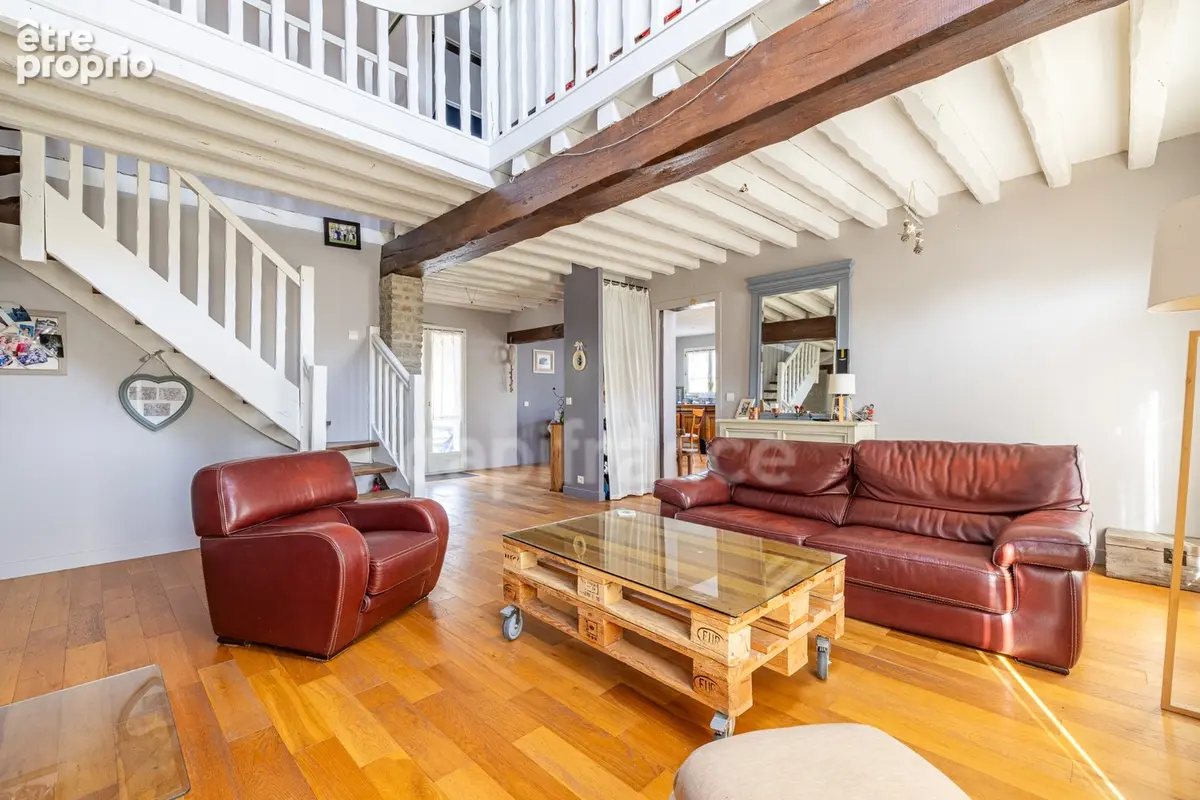 Maison à vendre de 135m² à Longpont-sur-Orge – Beaux volumes, jardin et sous-sol total - photo 3