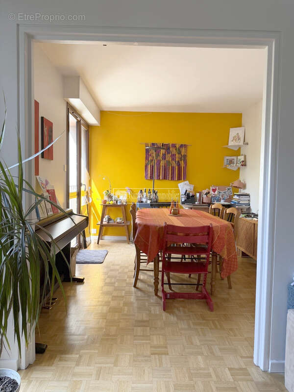 Appartement à VIRY-CHATILLON