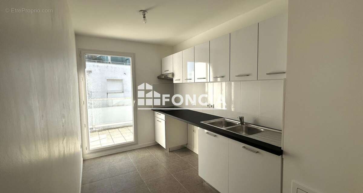 Appartement à BORDEAUX