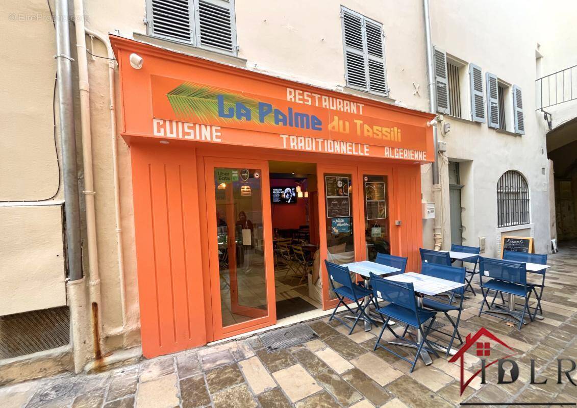 Commerce à HYERES