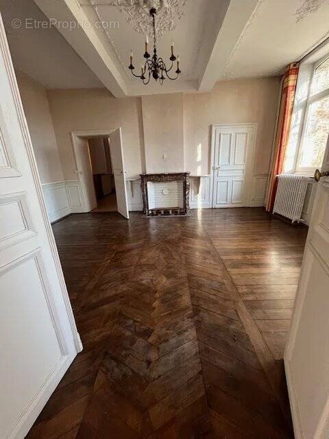 Appartement à INCHY