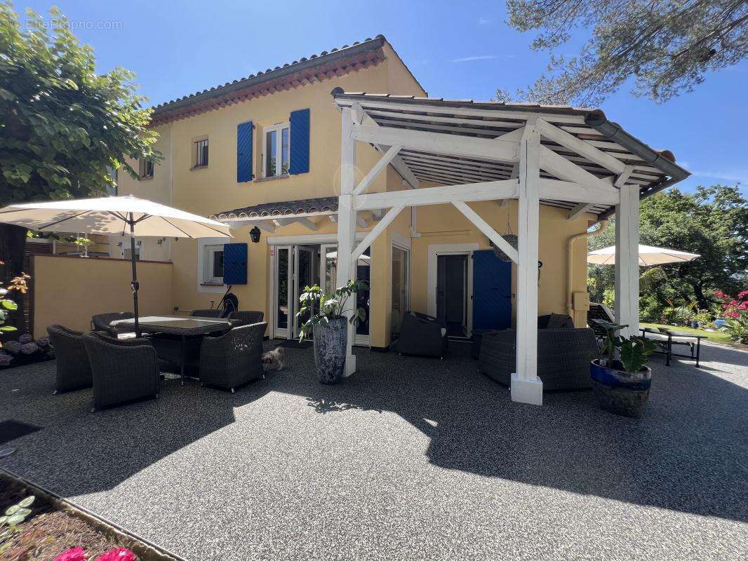Maison à CANNES
