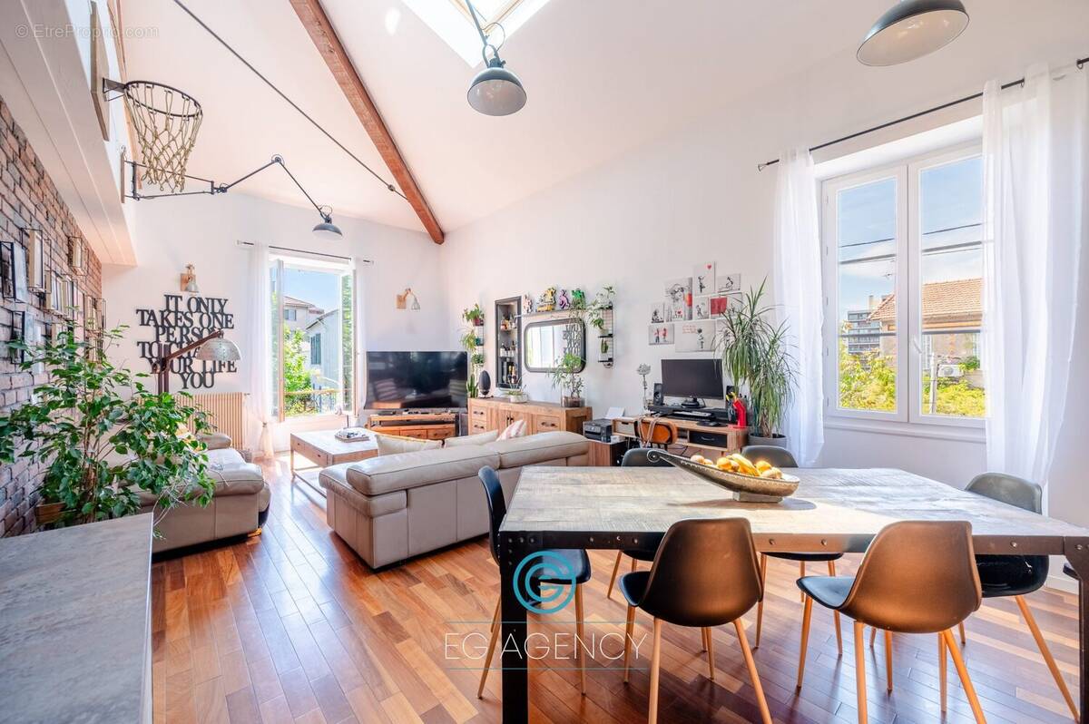 Appartement à MARSEILLE-12E