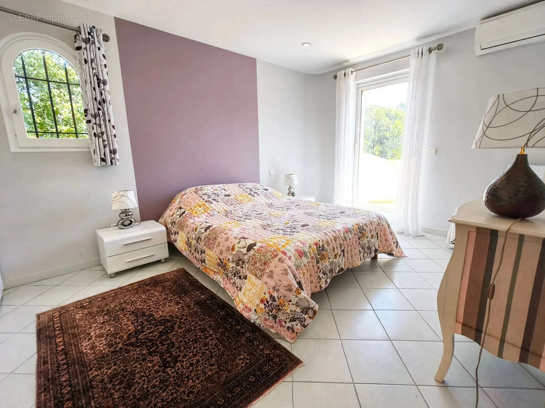 Maison 155 m² à Roquefort-Les-Pins  - photo 18
